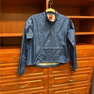 Like New Nike Cropped Jacket w/Drawstring Waist